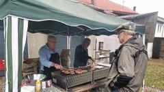 Das Treffpunkt Ü-Wagen-Fest in Niederlosheim (Foto: SR/Julia Becker-Maleska)