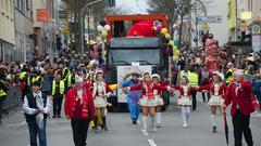 Impressionen vom Rosenmontagszug in Burbach (Foto: Pasquale D'Angiolillo)