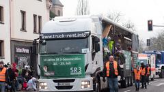 Die närrische Parade in Dillingen am Fetten Donnerstag, 8. Februar 2018, mit dem SR 3-Punkwagen (Foto: Pasquale D'Angiolillo)