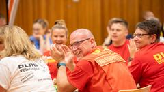 Vereinsduell erstes Halbfinale: DLRG Völklingen/SV Hermann-Röchling-Höhe - Volksbühne /KV „Pähter Dickkäpp“ Pachten (Foto: SR/Pasquale D'Angiolillo)