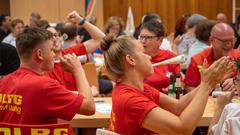 Vereinsduell erstes Halbfinale: DLRG Völklingen/SV Hermann-Röchling-Höhe - Volksbühne /KV „Pähter Dickkäpp“ Pachten (Foto: SR/Pasquale D'Angiolillo)