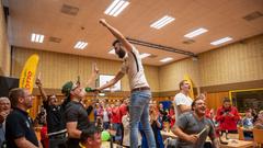 Vereinsduell erstes Halbfinale: DLRG Völklingen/SV Hermann-Röchling-Höhe - Volksbühne /KV „Pähter Dickkäpp“ Pachten (Foto: SR/Pasquale D'Angiolillo)