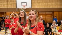 Vereinsduell erstes Halbfinale: DLRG Völklingen/SV Hermann-Röchling-Höhe - Volksbühne /KV „Pähter Dickkäpp“ Pachten (Foto: SR/Pasquale D'Angiolillo)