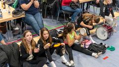 Die Narren aus Niedersalbach gemeinsam mit dem TV Pflugscheid gegen den Musikverein 