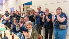 Die Narren aus Niedersalbach gemeinsam mit dem TV Pflugscheid gegen den Musikverein 