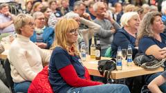 Die Narren aus Niedersalbach gemeinsam mit dem TV Pflugscheid gegen den Musikverein 
