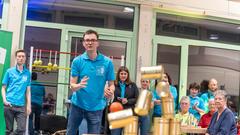 Die Narren aus Niedersalbach gemeinsam mit dem TV Pflugscheid gegen den Musikverein 