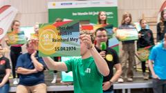 Die Narren aus Niedersalbach gemeinsam mit dem TV Pflugscheid gegen den Musikverein 