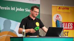Vereinsduell 2025 – 2. Halbfinale: Die Pfarrkapelle Kastel gegen den Karnevalsverein Grün-Weiß-Rot Weiskirchen (Foto: SR/Pasquale D'Angiolillo)