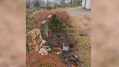 Verwüstetes Grab in Altenkessel (Foto: SR/Oliver Buchholz)