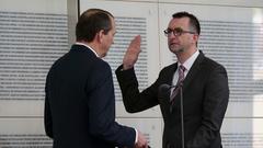 Reinhold Jost (SPD) bei seiner Vereidigung zum Umweltminister (Foto: Pasquale D'Angiolillo)