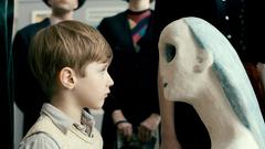 Der kleine Kurt Barnert (Cai Cohrs) begegnet der Kunst (Foto: BUENA VISTA INTERNATIONAL / Pergamon Film / Wiedemann & Berg Film)