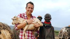 Willis wilde Wege: In Nordkenia bei einer Turkanafamilie (Foto: Welterforscherfilm und so weiter GmbH)