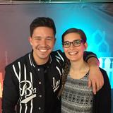 Nico Santos und Moderatorin Krissy (Foto: UNSERDING)