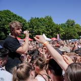 Moritz Garth beim SR Ferien Open Air St. Wendel 2019 auf der Bühne (Foto: UNSERDING/Dirk Guldner)