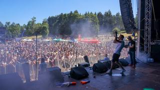 EstA auf der Bühne beim SR Ferien Open Air St. Wendel (Foto: UNSERDING/Dirk Guldner)