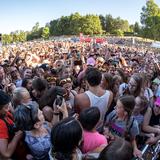 Max Giesinger in der Zuschauermenge beim SR Ferien Open Air St. Wendel (Foto: UNSERDING/Dirk Guldner)